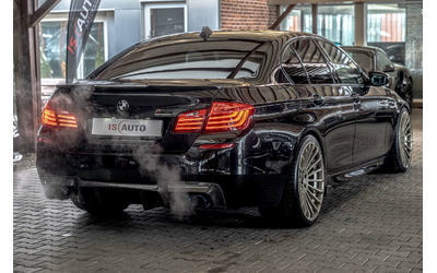 bmw-m5-4-4-v8-kamera-harman-kardon-obduhvane-karbon-soft-close - 4