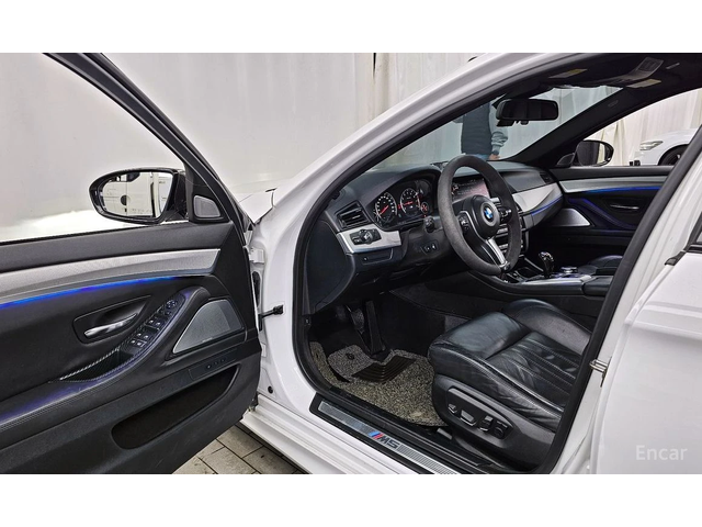 BMW M5 АДАПТ.ОКАЧ* ВАКУМ* ОБДУХ* 360* HEADUP* B&O - автомобили, коли, обяви за нови и употребявани 5