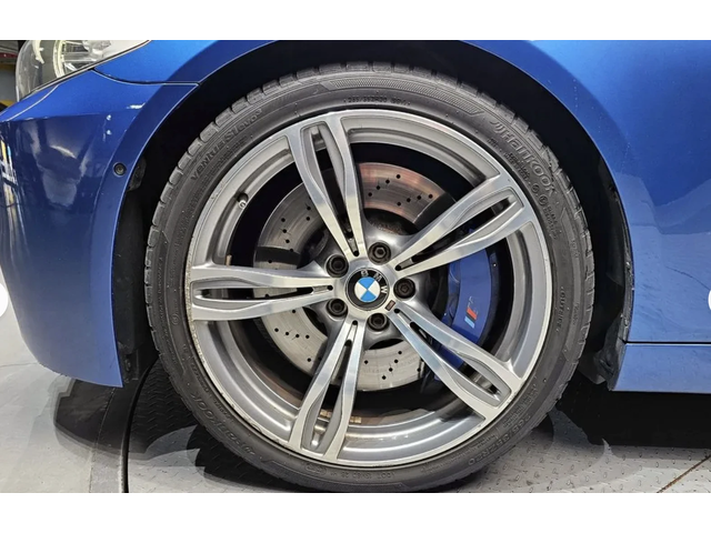 BMW M5 ПОДГРЕВ* ОБДУХВАНЕ* КАМЕРА* КЕЙЛЕС* - автомобили, коли, обяви за нови и употребявани 4