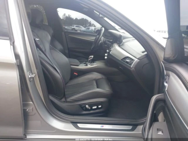 BMW M5 COMPETITION* ВАКУМ* ОБДУХ* МАСАЖ* GESTURE - автомобили, коли, обяви за нови и употребявани 9