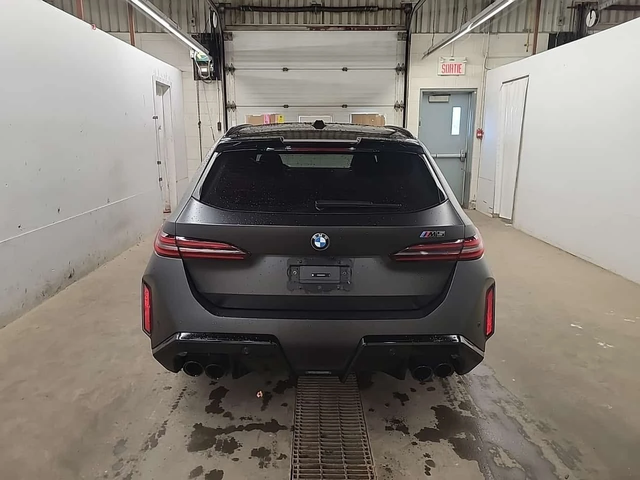 BMW M5 TOURING| B&W| SKY LOUNGE| HUD| 2 КЛЮЧА| - автомобили, коли, обяви за нови и употребявани 3