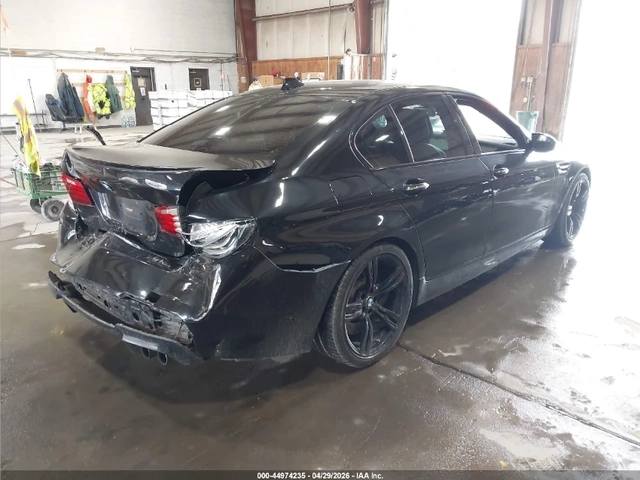 BMW M5 МАСАЖ / ОБДУХ / 360 / HEADUP / BANG&OLUFSEN / SOFT - автомобили, коли, обяви за нови и употребявани 5
