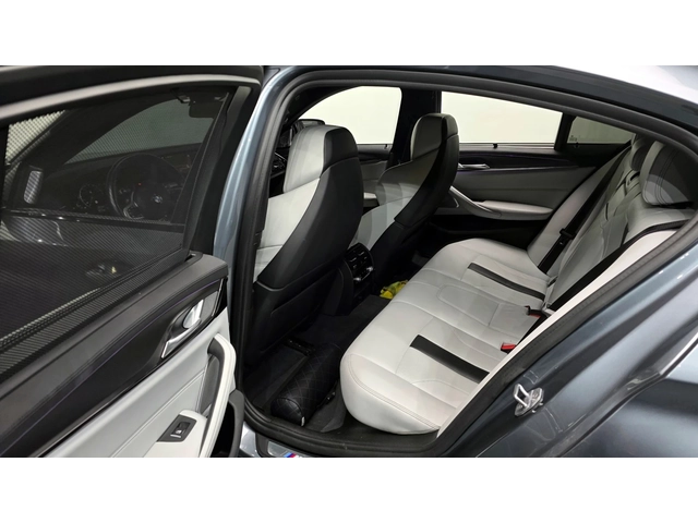 BMW M5 - автомобили, коли, обяви за нови и употребявани 11
