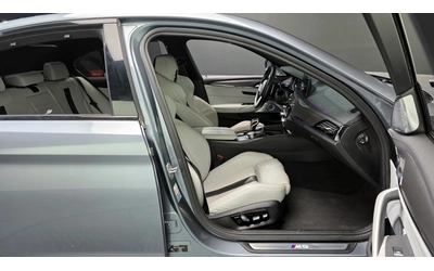 BMW M5 - автомобили, коли, обяви за нови и употребявани 9