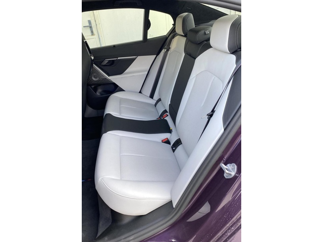 BMW M5 M5 4.4 Hybrid M-Performance - автомобили, коли, обяви за нови и употребявани 6