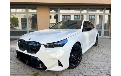 bmw-m5-m5-4-4-hybrid-xdrive - 1
