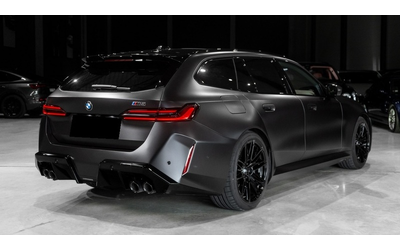bmw-m5-m5-4-4-v8-touring-plug-in-hibrid - 3