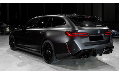 bmw-m5-m5-4-4-v8-touring-plug-in-hibrid - 5