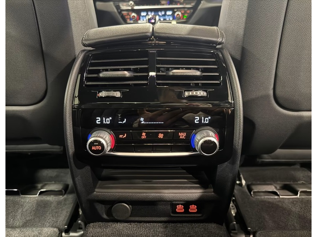 BMW M5 M5 4.4 xDrive - автомобили, коли, обяви за нови и употребявани 14