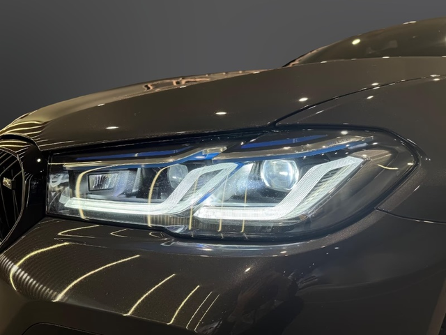 BMW M5 M5 4.4 xDrive - автомобили, коли, обяви за нови и употребявани 4