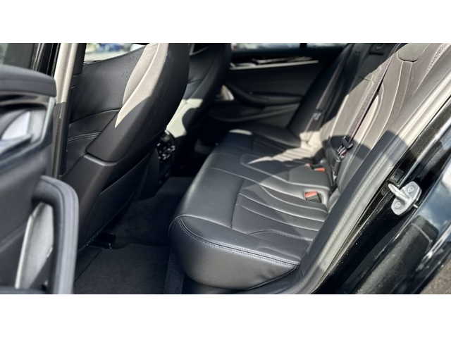 BMW M5
 M5
 Competition - автомобили, коли, обяви за нови и употребявани 9