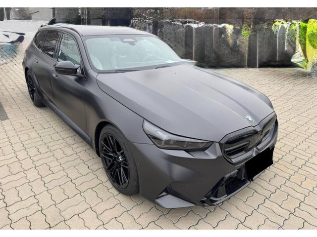 BMW M5 M5 Touring xDrive - автомобили, коли, обяви за нови и употребявани 1