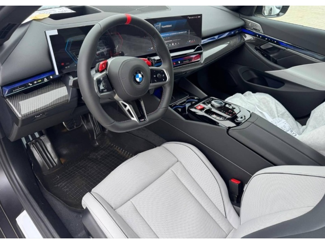BMW M5 M5 Touring xDrive - автомобили, коли, обяви за нови и употребявани 3