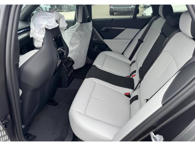 BMW M5 M5 Touring xDrive - автомобили, коли, обяви за нови и употребявани 5