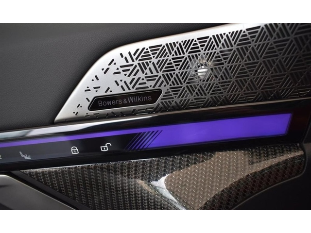 BMW M5 M5 xDrive - автомобили, коли, обяви за нови и употребявани 10