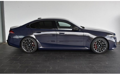 bmw-m5-m5-xdrive - 2