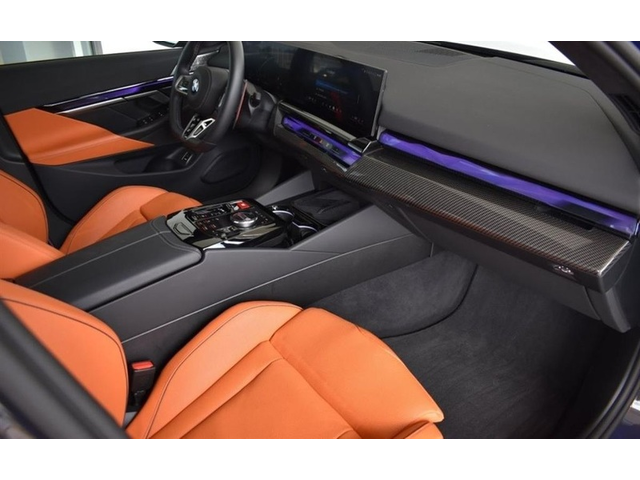 BMW M5 M5 xDrive - автомобили, коли, обяви за нови и употребявани 7