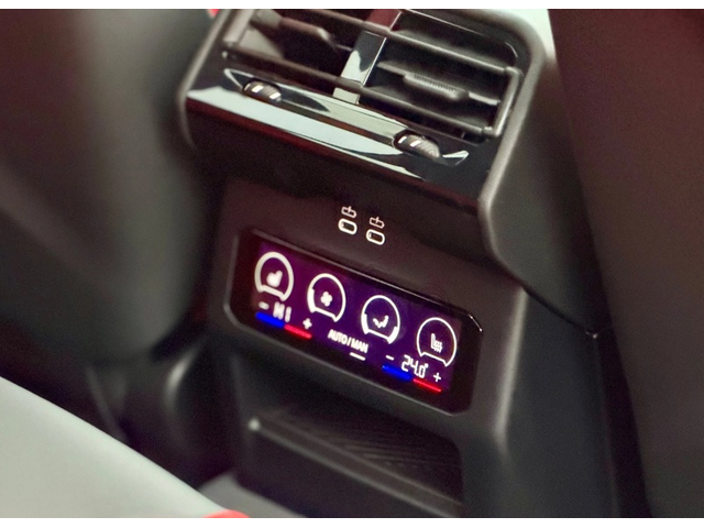 BMW М5 М5 xDrive  - автомобили, коли, обяви за нови и употребявани 12