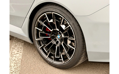 bmw-m5-m5-xdrive - 4