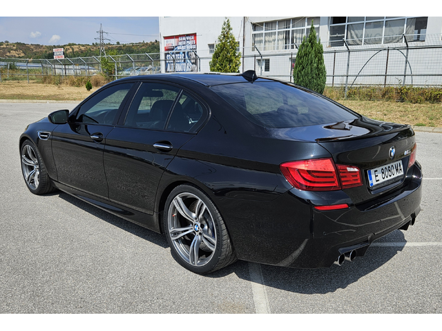 BMW M5 Performance - автомобили, коли, обяви за нови и употребявани 6