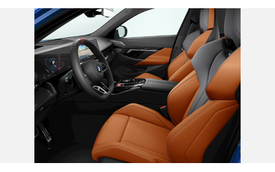 BMW M5 Sedan - автомобили, коли, обяви за нови и употребявани 7