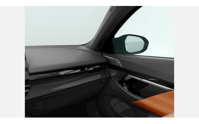 BMW M5 Sedan - автомобили, коли, обяви за нови и употребявани 9