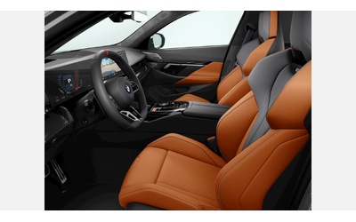 BMW M5 Sedan - автомобили, коли, обяви за нови и употребявани 6