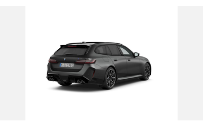 bmw-m5-touring - 1