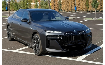 bmw-m760e-m760e-plug-in-hybrid-xdrive - 2
