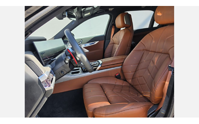 bmw-m760e-xdrive - 5
