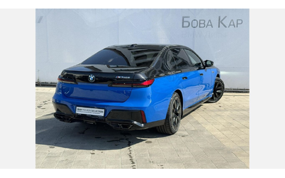 bmw-m760e-xdrive-sedan - 1