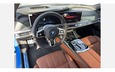 bmw-m760e-xdrive-sedan - 5