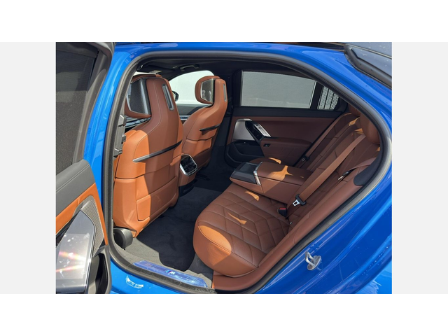 BMW M760e xDrive Седан - автомобили, коли, обяви за нови и употребявани 9