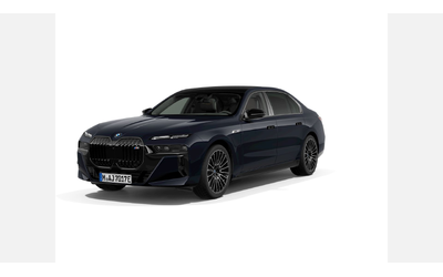 bmw-m760e-xdrive-sedan - 0