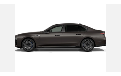 bmw-m760e-xdrive-sedan - 2