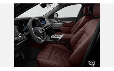 BMW M760e xDrive Sedan - автомобили, коли, обяви за нови и употребявани 6