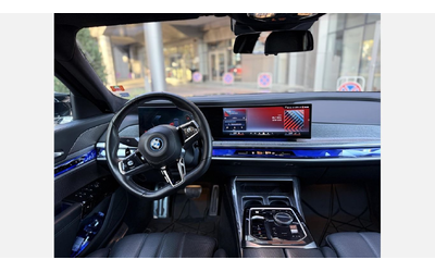 BMW M760e xDrive Седан - автомобили, коли, обяви за нови и употребявани 13