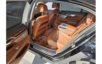 BMW M760Li M760Li xDrive - автомобили, коли, обяви за нови и употребявани 13