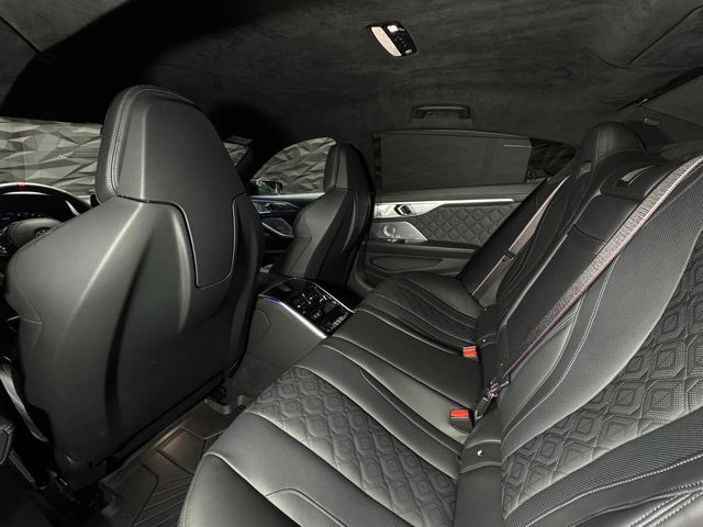 BMW M8 Competition* Facelift* Akrapovic* B&W * HeadUp 950 - автомобили, коли, обяви за нови и употребявани 7