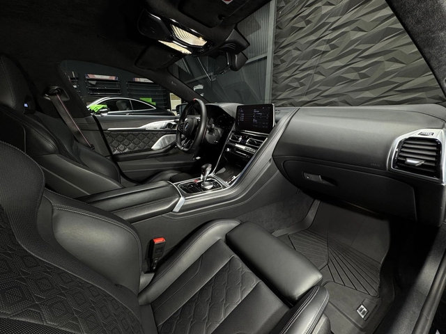 BMW M8 Competition* Facelift* Akrapovic* B&W * HeadUp 950 - автомобили, коли, обяви за нови и употребявани 9