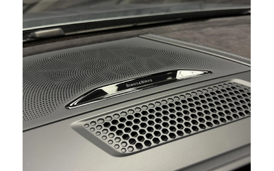 BMW M8 Competition Akrapovic* B&W* 360* Carbon - автомобили, коли, обяви за нови и употребявани 11