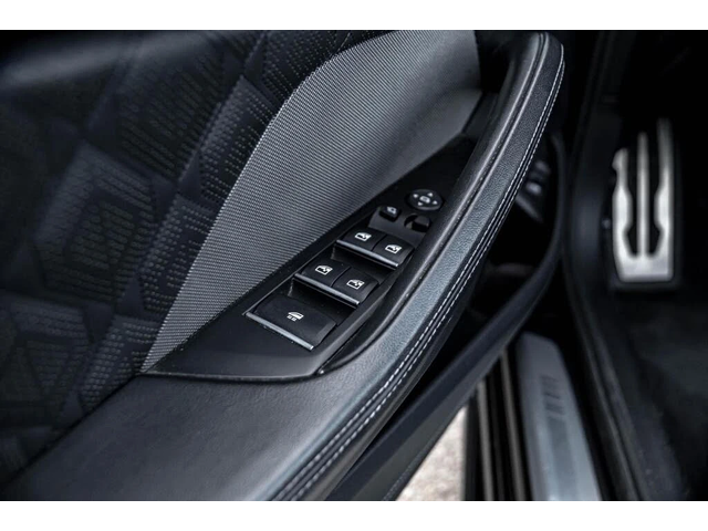 BMW M8 XDRIVE * CAMERA * LED * ПОДГРЕВ * NAVI - автомобили, коли, обяви за нови и употребявани 4