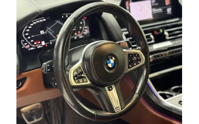 BMW M8 * xDrive * * HeadUp* AвтоКредит* (ЦЕНА ДО БГ) - автомобили, коли, обяви за нови и употребявани 8