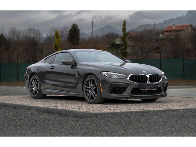 BMW M8 Carbon - автомобили, коли, обяви за нови и употребявани 1