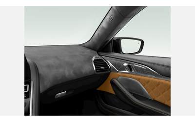 BMW M8 Gran Coupe - автомобили, коли, обяви за нови и употребявани 9