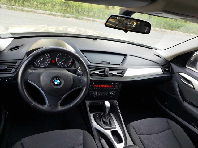 BMW X1 20d x-Drive 177ps AUTOMATIC - автомобили, коли, обяви за нови и употребявани 5