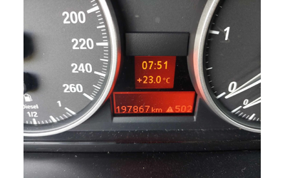 BMW X1 20d x-Drive 177ps AUTOMATIC - автомобили, коли, обяви за нови и употребявани 9