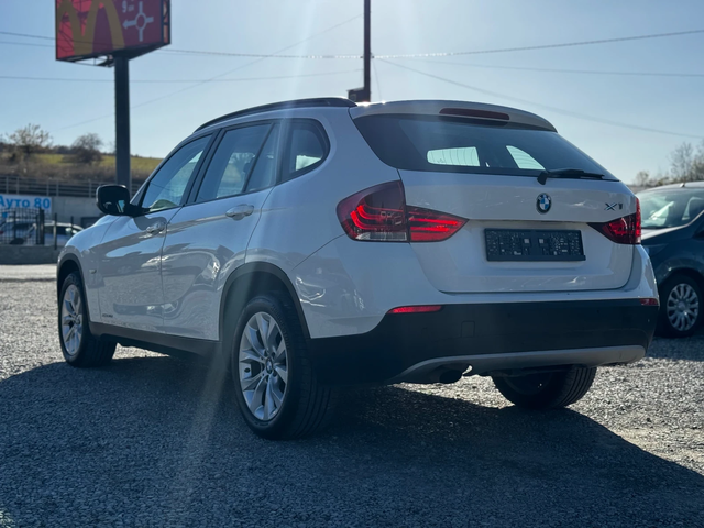 BMW X1 X-Drive/2.0D/Xenon - автомобили, коли, обяви за нови и употребявани 4