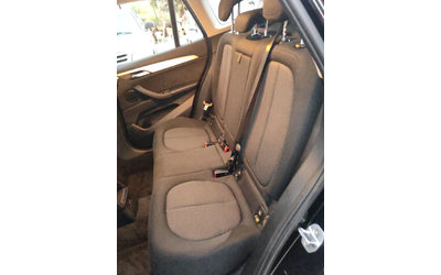 BMW X1 1.5, 140к.с. - автомобили, коли, обяви за нови и употребявани 8