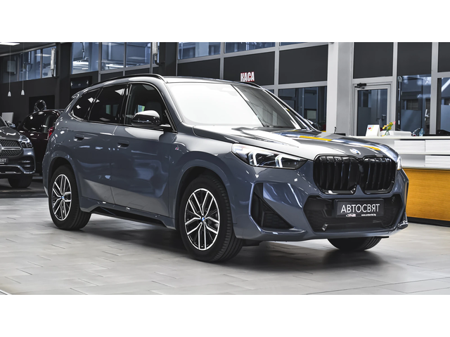 BMW X1 xDrive23i M Sport Mild Hybrid Steptronic - автомобили, коли, обяви за нови и употребявани 4